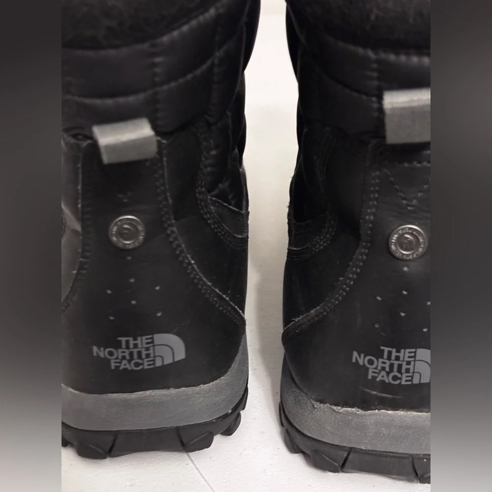 The North Face Thermoball Utility Boots Sz 12.5